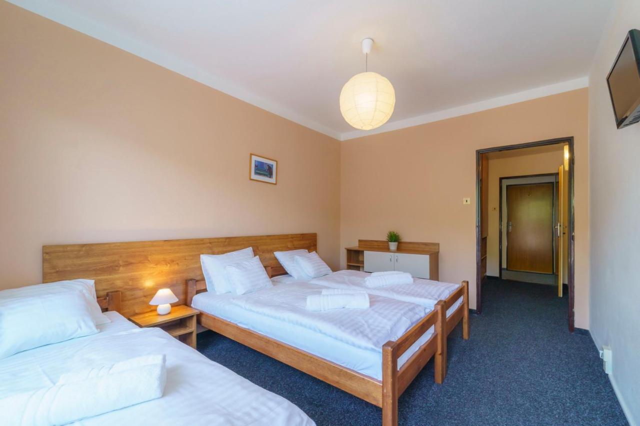 Hotel Hladina Nebrich Ngoại thất bức ảnh